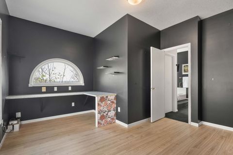 Tiny photo for 3 Walbrier Court, Le Claire, IA 52753 (MLS # 12619504)