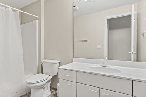 Tiny photo for 3 Walbrier Court, Le Claire, IA 52753 (MLS # 12619504)