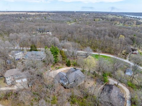 Tiny photo for 3 Walbrier Court, Le Claire, IA 52753 (MLS # 12619504)