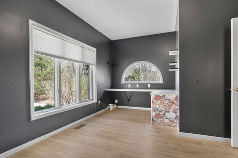 Tiny photo for 3 Walbrier Court, Le Claire, IA 52753 (MLS # 12619504)