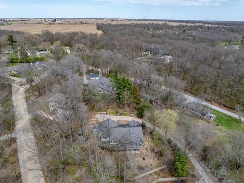 Tiny photo for 3 Walbrier Court, Le Claire, IA 52753 (MLS # 12619504)