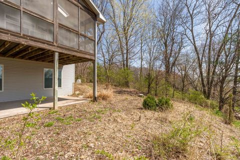 Tiny photo for 3 Walbrier Court, Le Claire, IA 52753 (MLS # 12619504)