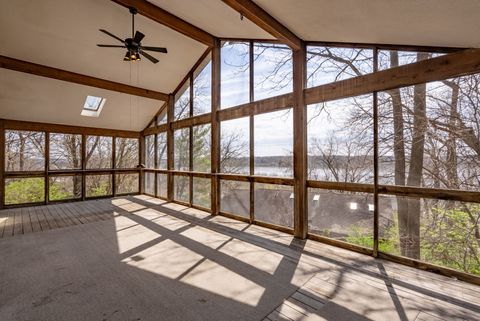 Tiny photo for 3 Walbrier Court, Le Claire, IA 52753 (MLS # 12619504)