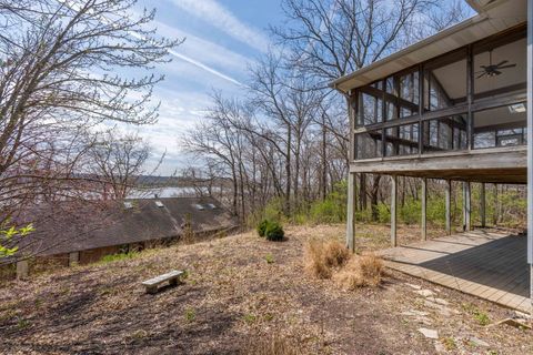 Tiny photo for 3 Walbrier Court, Le Claire, IA 52753 (MLS # 12619504)