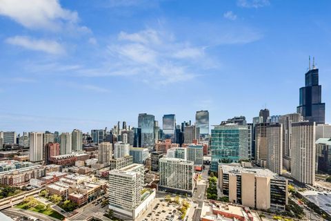 Tiny photo for 737 W Washington Boulevard #2307, Chicago, IL 60661 (MLS # 12544122)