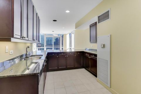 Tiny photo for 737 W Washington Boulevard #2307, Chicago, IL 60661 (MLS # 12544122)