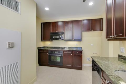 Tiny photo for 737 W Washington Boulevard #2307, Chicago, IL 60661 (MLS # 12544122)