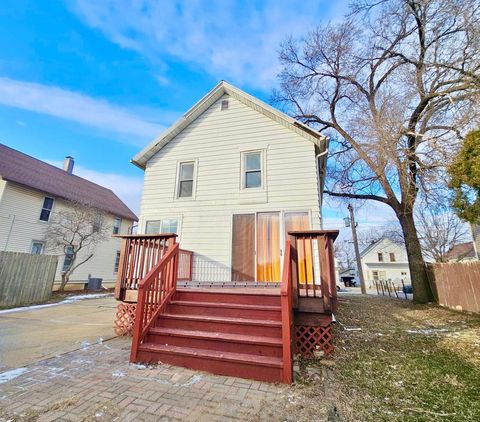 Tiny photo for 747 Delius Street, Aurora, IL 60505 (MLS # 12541979)