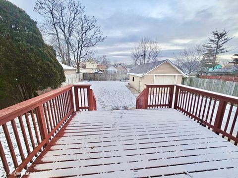 Tiny photo for 747 Delius Street, Aurora, IL 60505 (MLS # 12541979)