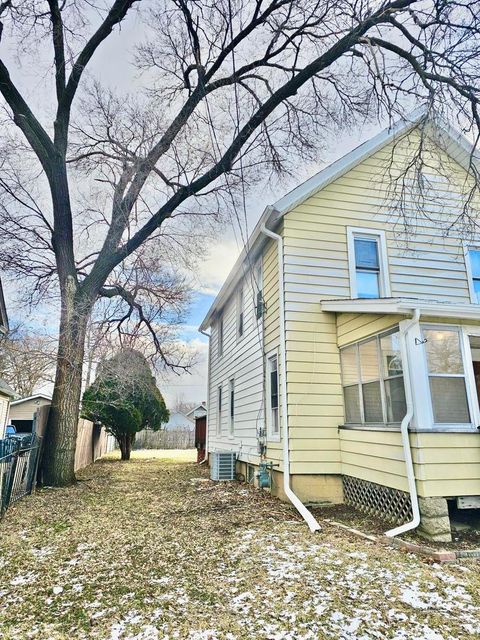 Tiny photo for 747 Delius Street, Aurora, IL 60505 (MLS # 12541979)