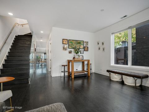 Tiny photo for 2922 N Sheffield Avenue #3, Chicago, IL 60657 (MLS # 12560102)