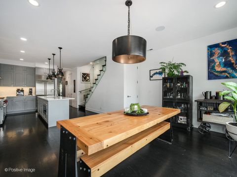 Tiny photo for 2922 N Sheffield Avenue #3, Chicago, IL 60657 (MLS # 12560102)