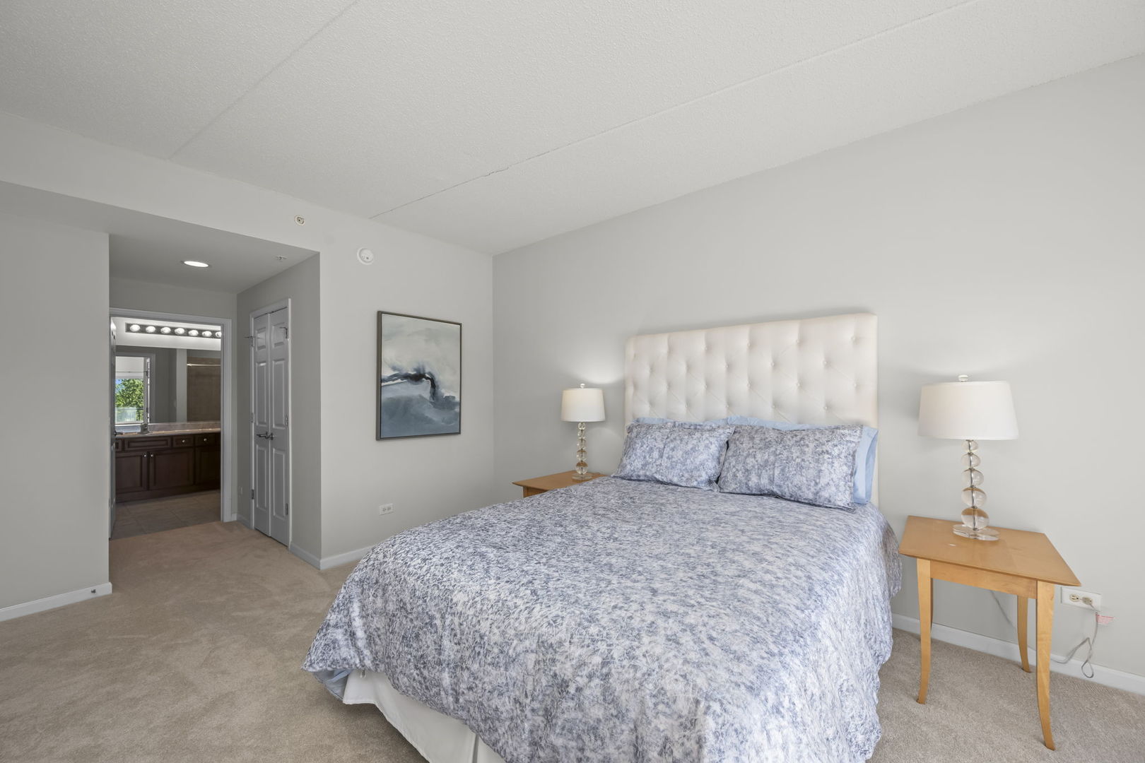 Properties 4 125 Lakeview Drive 301