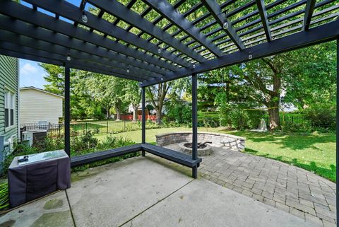 Tiny photo for 41 Lockman Circle, Elgin, IL 60123 (MLS # 12463751)