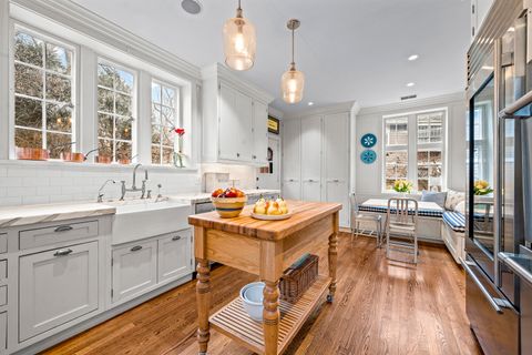 Tiny photo for 331 E Witchwood Lane, Lake Bluff, IL 60044 (MLS # 12572807)