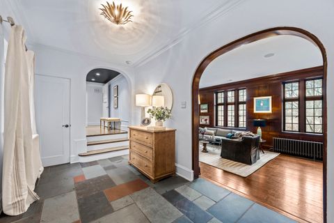 Tiny photo for 331 E Witchwood Lane, Lake Bluff, IL 60044 (MLS # 12572807)