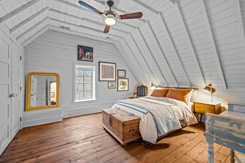 Tiny photo for 331 E Witchwood Lane, Lake Bluff, IL 60044 (MLS # 12572807)