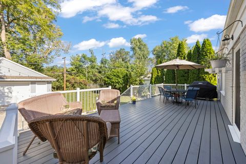 Tiny photo for 582 Glendale Avenue, Glen Ellyn, IL 60137 (MLS # 12567776)