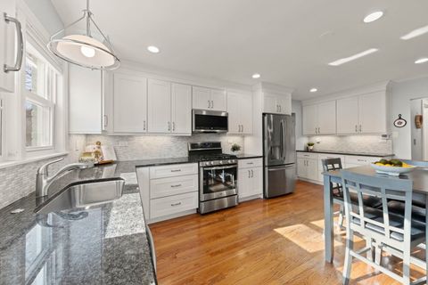 Tiny photo for 582 Glendale Avenue, Glen Ellyn, IL 60137 (MLS # 12567776)