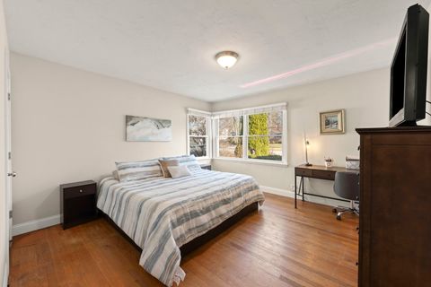 Tiny photo for 582 Glendale Avenue, Glen Ellyn, IL 60137 (MLS # 12567776)