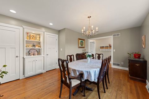 Tiny photo for 582 Glendale Avenue, Glen Ellyn, IL 60137 (MLS # 12567776)