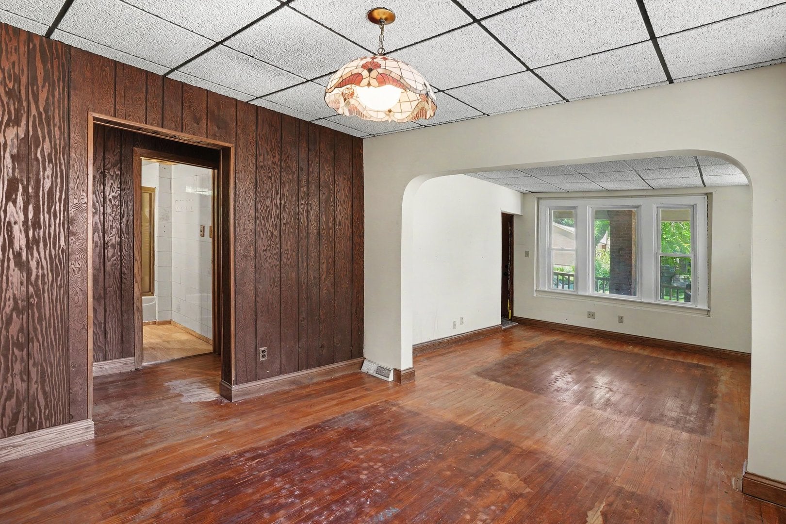 1661 Burr Oak Road