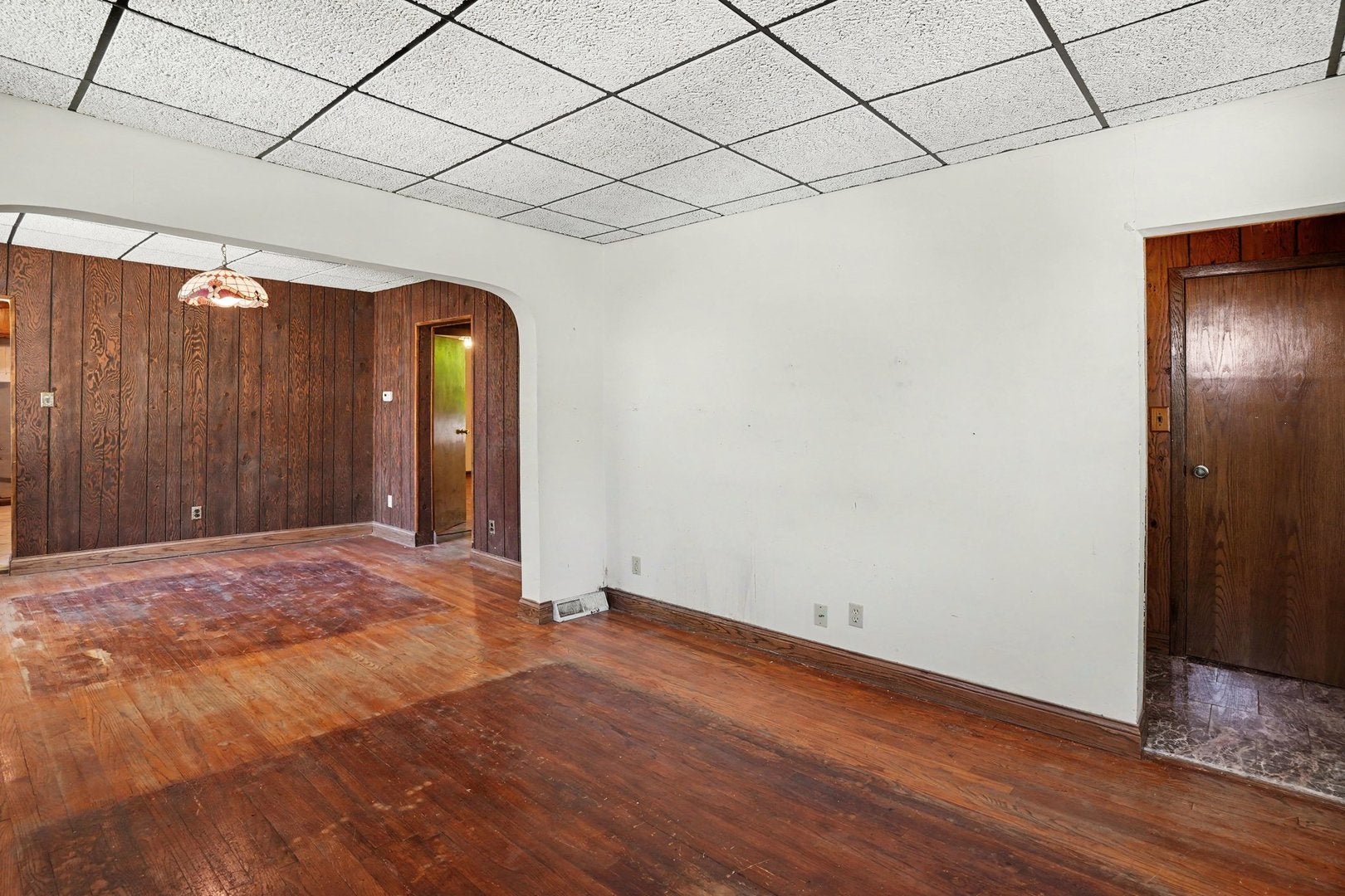 1661 Burr Oak Road