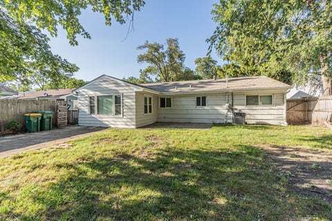 Tiny photo for 63 W Manchester Drive, Wheeling, IL 60090 (MLS # 12757342)