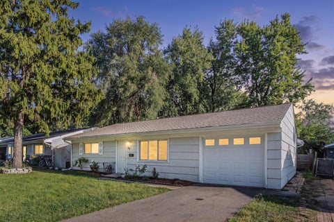 Photo of 63 W Manchester Drive, Wheeling, IL 60090 (MLS # 12757342)