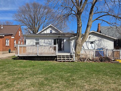 Tiny photo for 813 E 15th Street, Sterling, IL 61081 (MLS # 12599697)