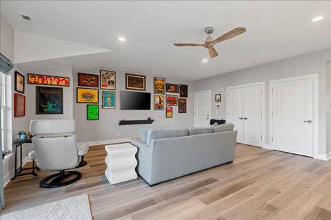 Tiny photo for 319 S Glendale Avenue #303, Barrington, IL 60010 (MLS # 12719963)