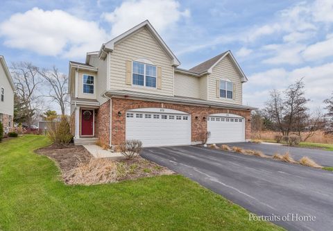 Photo of 575 BOBBY ANN Court #575, Roselle, IL 60172 (MLS # 12587379)