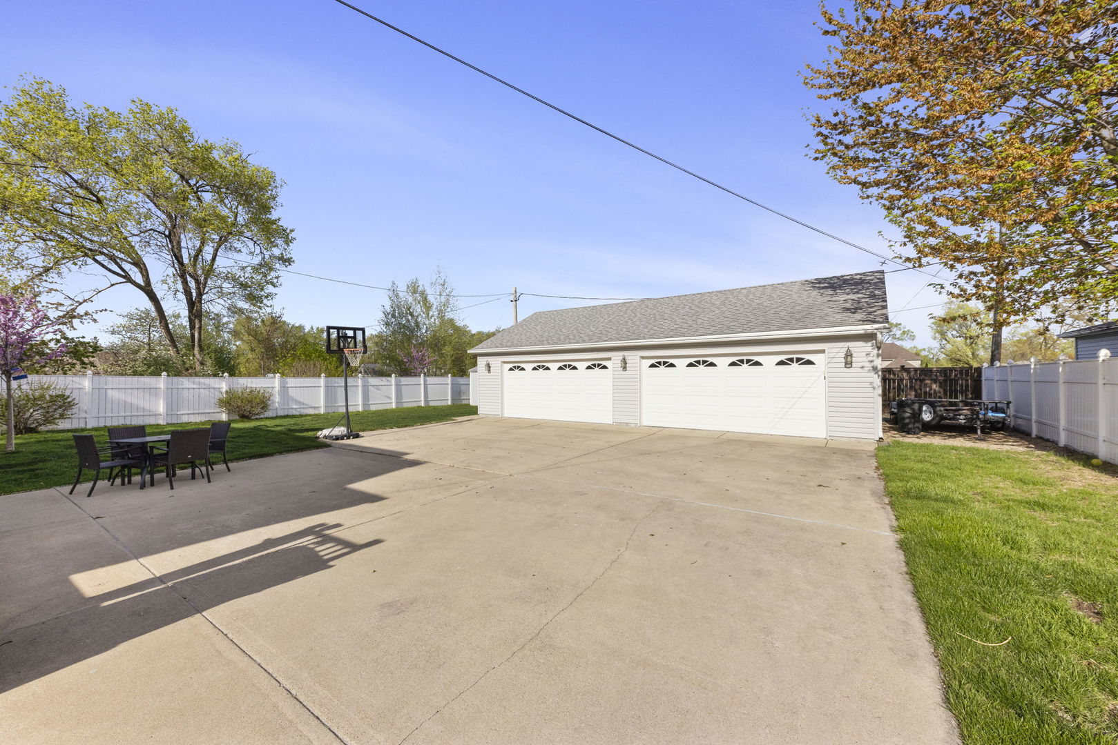 429 N Central Avenue
