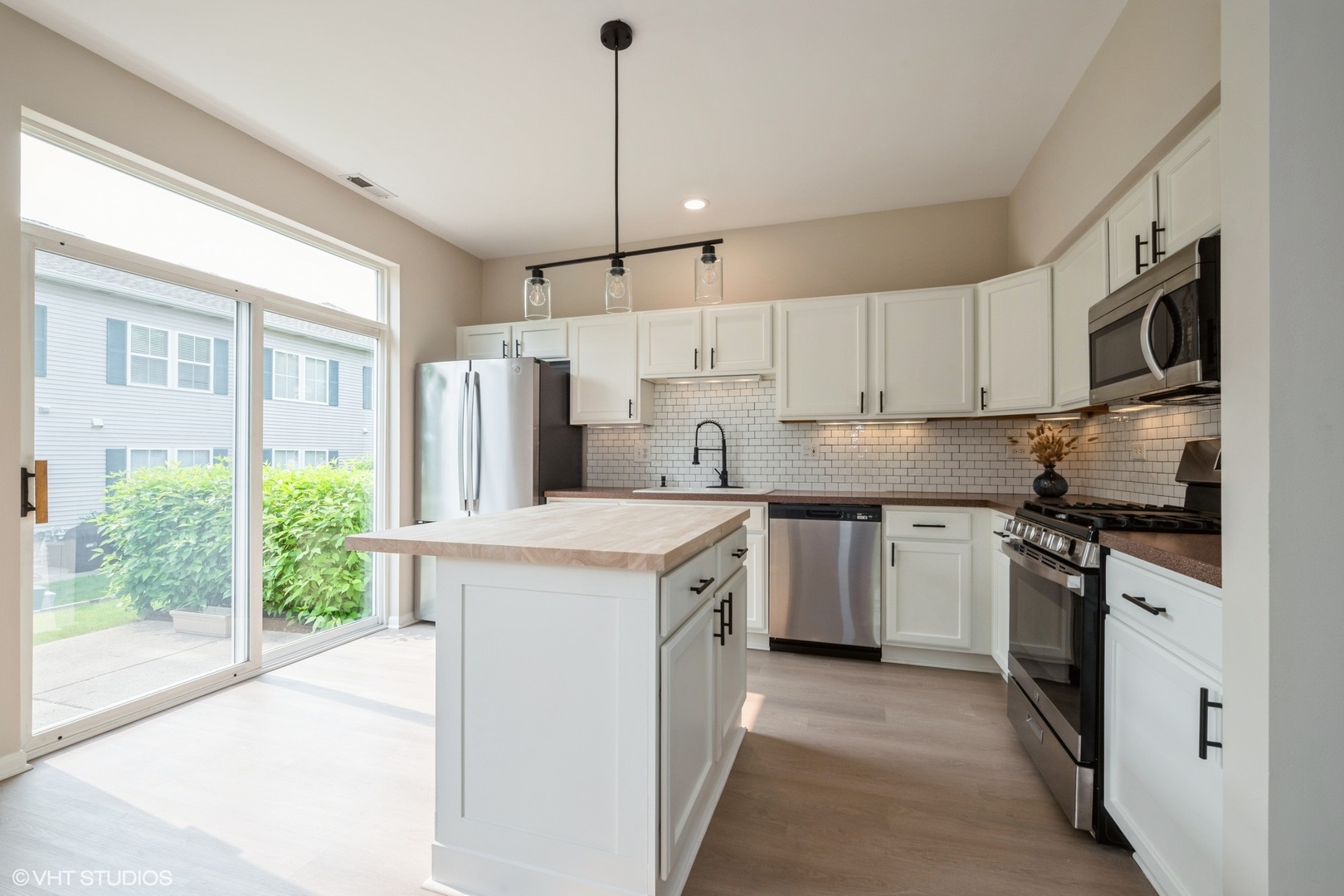2877 Falling Waters Lane 2877