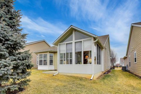 Tiny photo for 844 Voyage Way, Elgin, IL 60124 (MLS # 12580292)