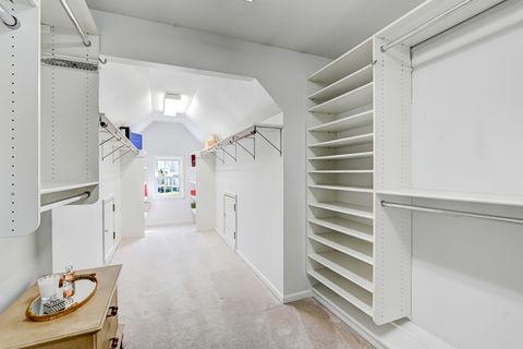 Tiny photo for 708 Fairfield Court, Westmont, IL 60559 (MLS # 12603415)