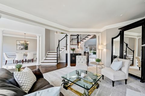 Tiny photo for 708 Fairfield Court, Westmont, IL 60559 (MLS # 12603415)