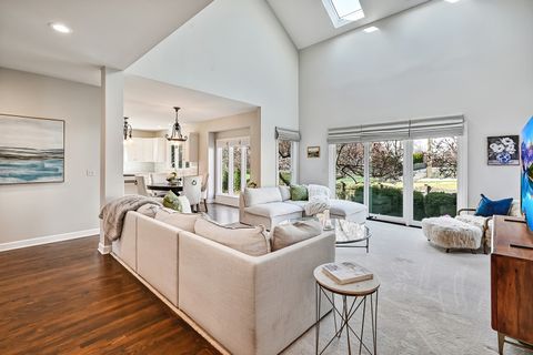 Tiny photo for 708 Fairfield Court, Westmont, IL 60559 (MLS # 12603415)