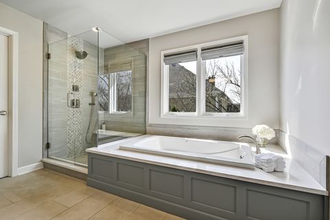 Tiny photo for 708 Fairfield Court, Westmont, IL 60559 (MLS # 12603415)