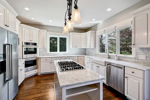 Tiny photo for 708 Fairfield Court, Westmont, IL 60559 (MLS # 12603415)