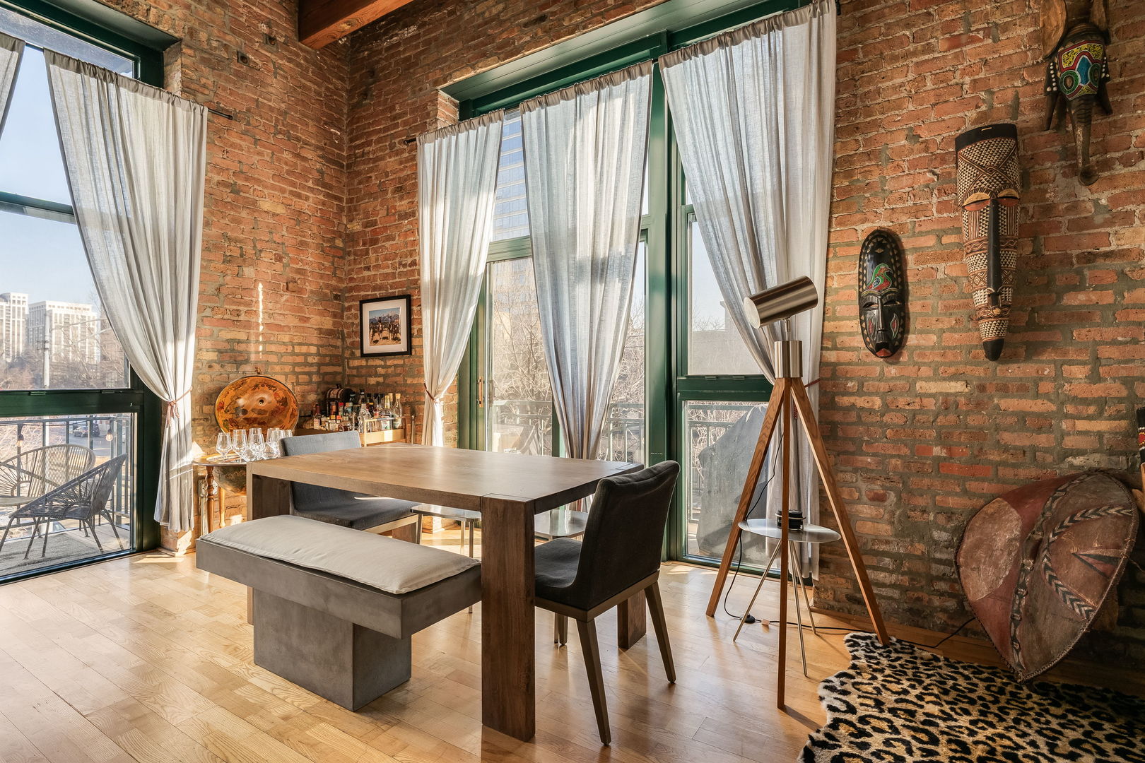 1632 S Indiana Avenue 302