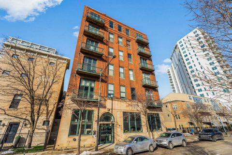 1632 S Indiana Avenue 302 Chicago IL 60616