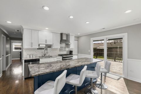 Tiny photo for 604 Newberry Drive, Streamwood, IL 60107 (MLS # 12615960)