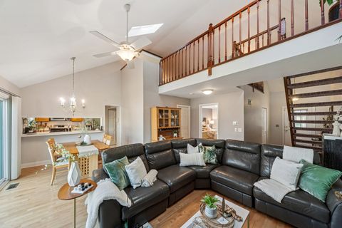 Tiny photo for 2925 Denton Court, Westchester, IL 60154 (MLS # 12474266)