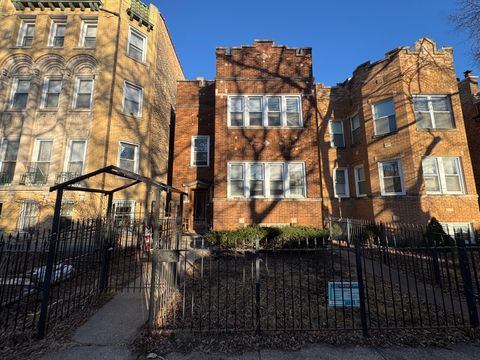 6423 N Leavitt Street Chicago IL 60645