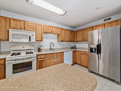 Tiny photo for 8000 Kilpatrick Avenue #2F, Skokie, IL 60076 (MLS # 12695044)