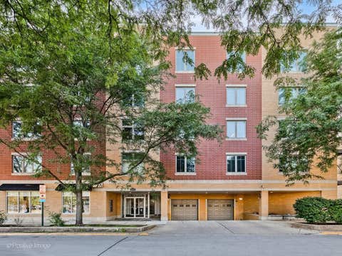 Photo of 8000 Kilpatrick Avenue #2F, Skokie, IL 60076 (MLS # 12695044)