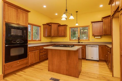 Tiny photo for 316 E Cleveland Street, Cullom, IL 60929 (MLS # 12669068)