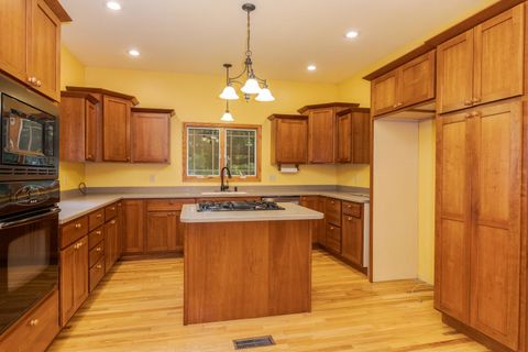 Tiny photo for 316 E Cleveland Street, Cullom, IL 60929 (MLS # 12669068)