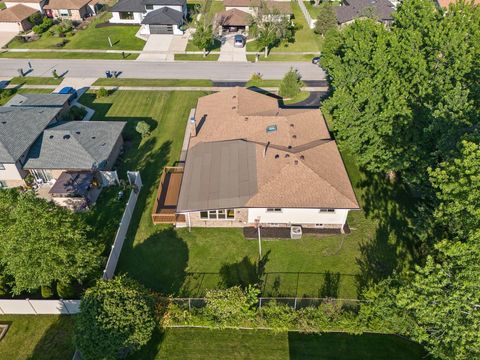Tiny photo for 14014 Tod William Drive, Orland Park, IL 60462 (MLS # 12686944)
